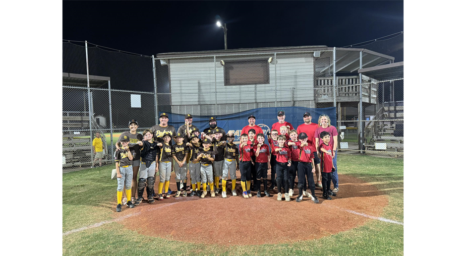 2025 Rookie Champions Diamondbacks & Finalist Padres